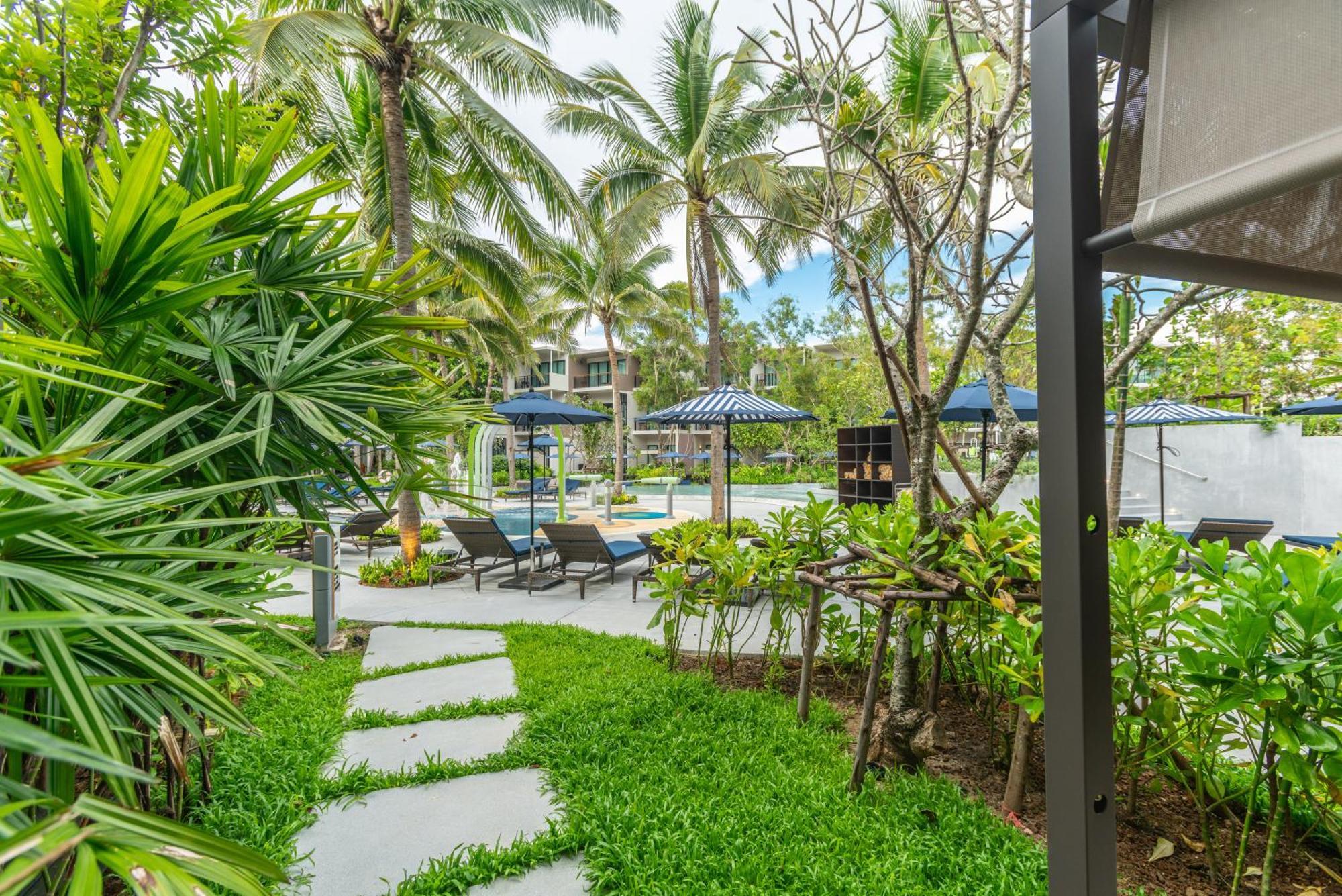 Le Meridien Phuket Mai Khao Beach Resort Dış mekan fotoğraf